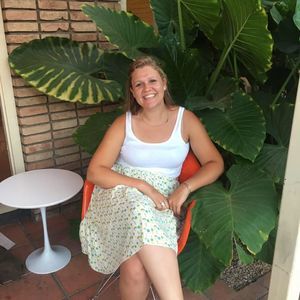 Meet your Posher, Caroline